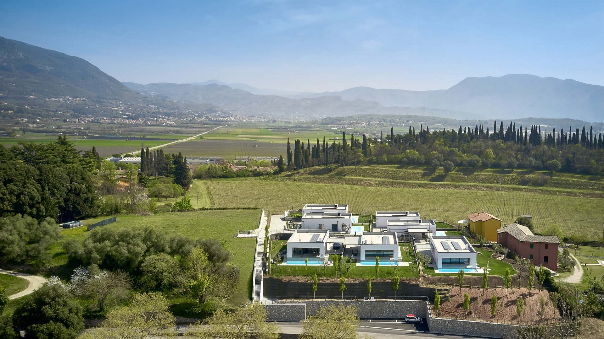 Relaxation by Lake Garda: our garden